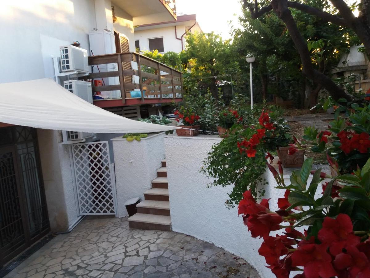Villa Residenza Nisio Bari Exterior foto